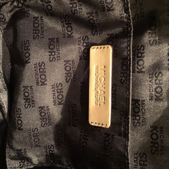 Michael Kors Patent Leather Tote Bag - Picture 6 of 6